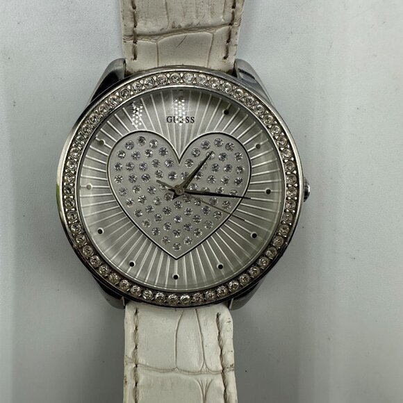 Guess Watch Women Silver Tone Heart Dial White Leather Band New Battery 9.5 Inch - Picture 2 of 13